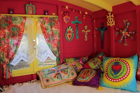 décor peint bohême et objets décoration gypsie