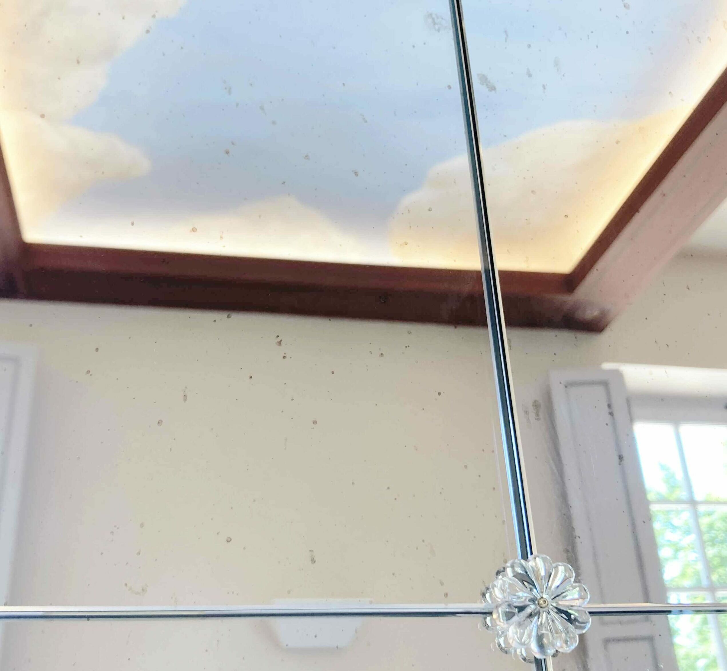 ciel peint dans salle de bain fresque murale