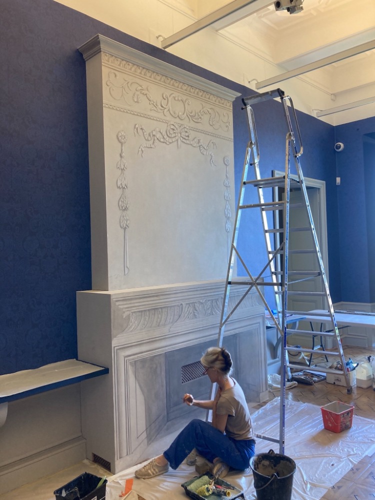 Fragonard installation trompe-l'oeil cheminée
