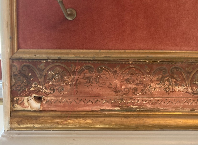 frises avant restauration