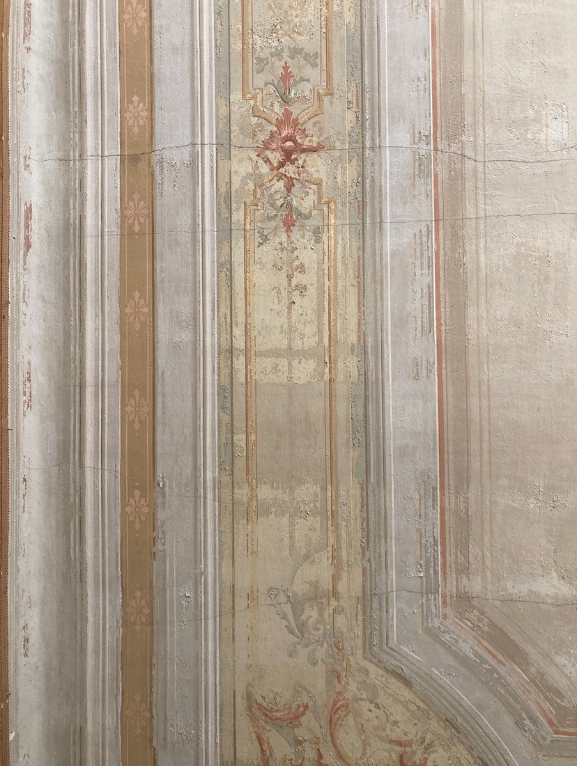 plafond avant intervention du peintre décorateur